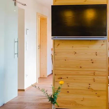 Hellbachhof * Equarhofen