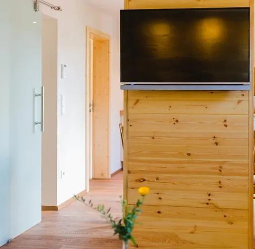 Hellbachhof * Equarhofen